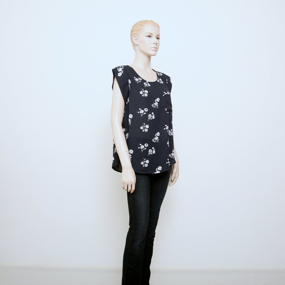 Alice Blue Ambriz Floral‎ Print Crew Neck Short Sleeve Blouse